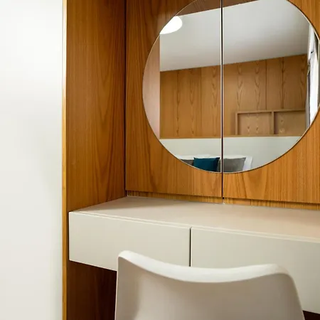 Boulevard Close To Center شقة تيرانا