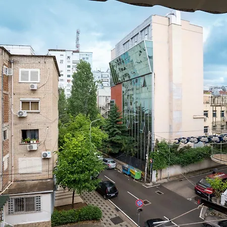 Boulevard Close To Center Lejlighed Tirana