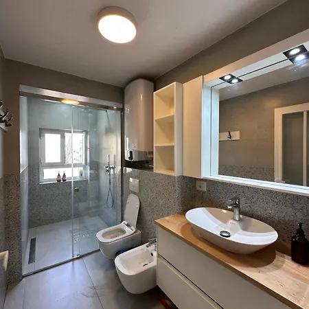 Boulevard Close To Center * Tirana