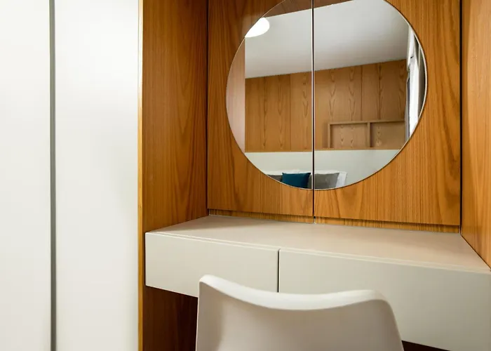 Boulevard Close To Center Апартаменты Тирана